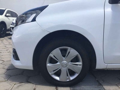 2025 Nissan March 5p Sense L4/1.6 Aut