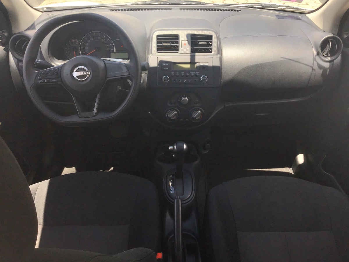 2025 Nissan March 5p Sense L4/1.6 Aut
