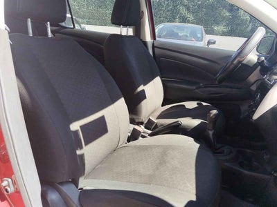 2018 Nissan Versa 4p Advance L4/1.6 Man