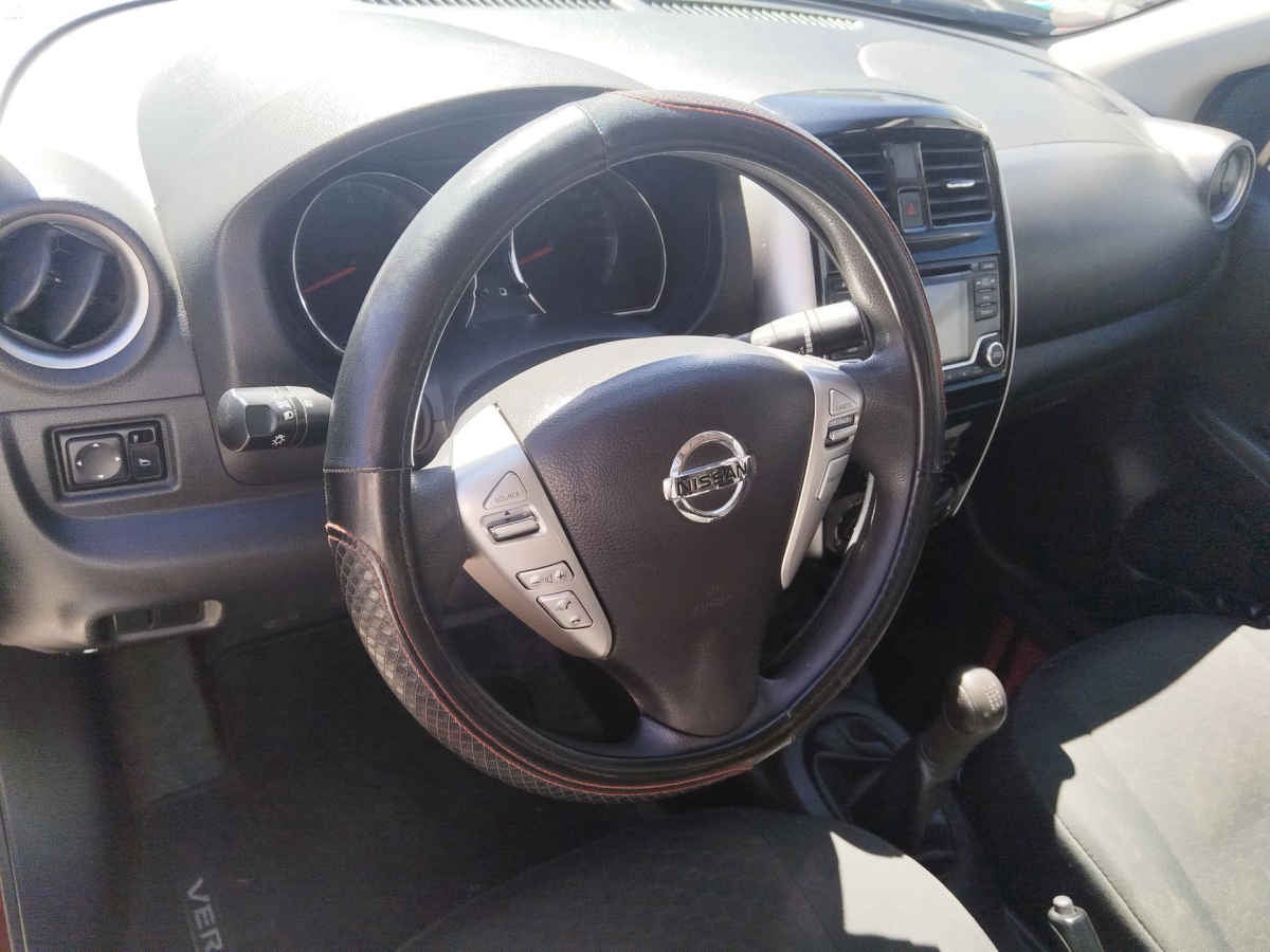 2018 Nissan Versa 4p Advance L4/1.6 Man