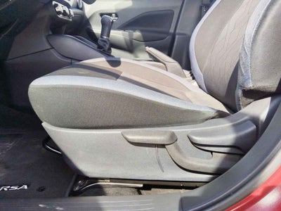 2024 Nissan Versa 4p Advance L4/1.6 Man