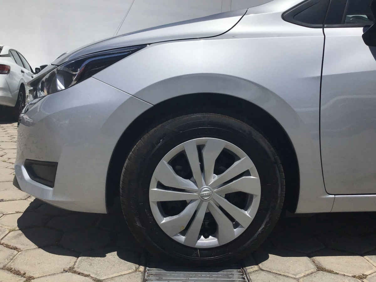 2025 Nissan Versa 4p Sense L4/1.6 Aut