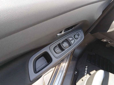 2025 Nissan Versa 4p Advance L4/1.6 Man