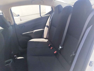 2025 Nissan Versa 4p Sense L4/1.6 Man