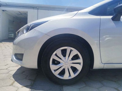 2025 Nissan Versa 4p Sense L4/1.6 Man