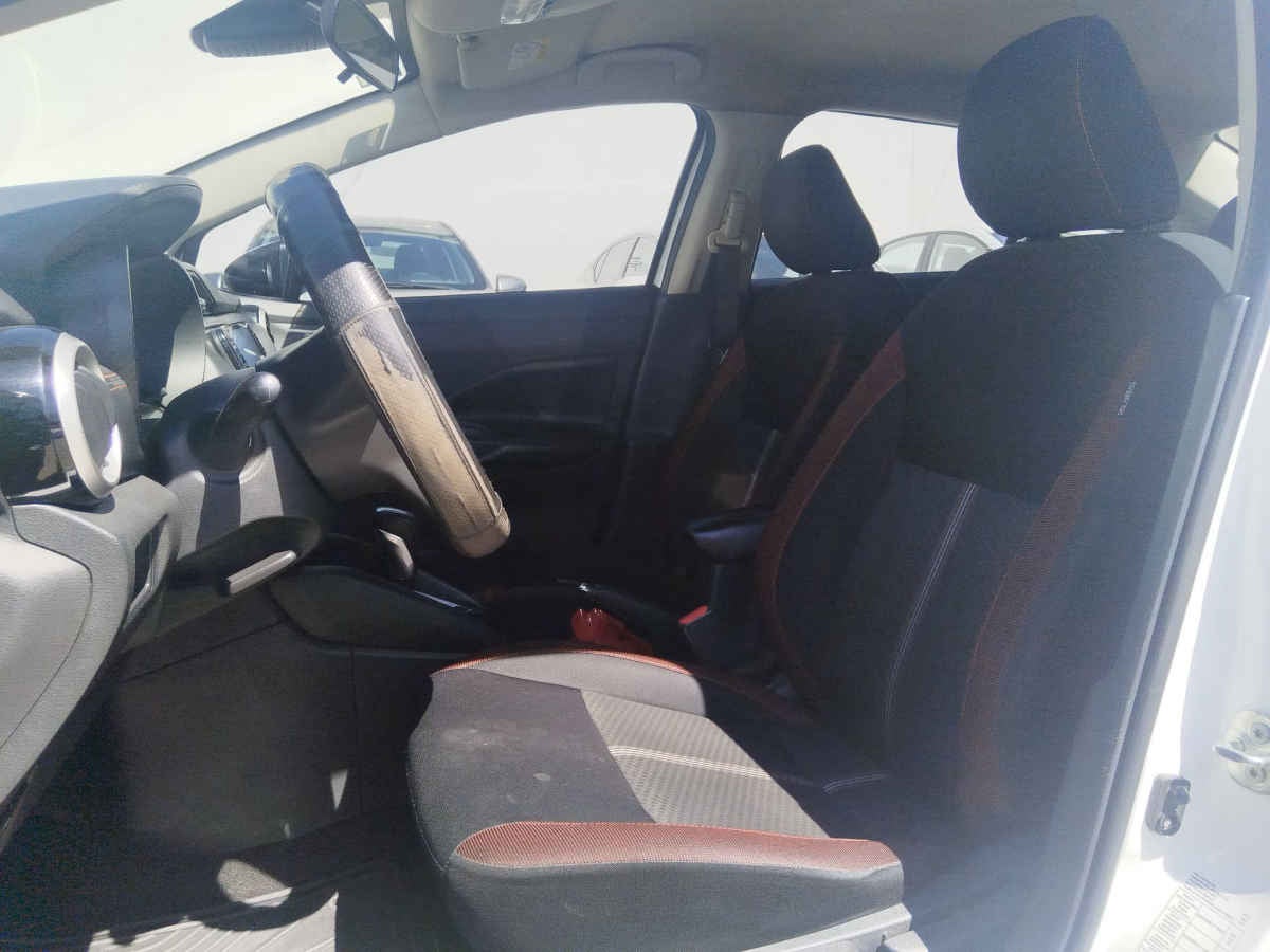 2023 Nissan Versa 4p SR L4/1.6 Aut