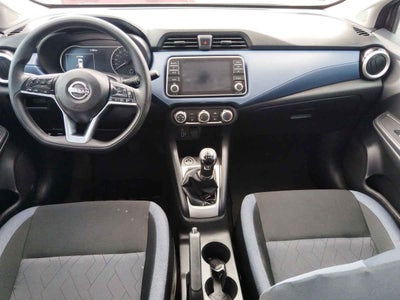 2024 Nissan Versa 4p Advance L4/1.6 Man