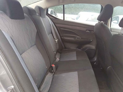 2024 Nissan Versa 4p Advance L4/1.6 Man