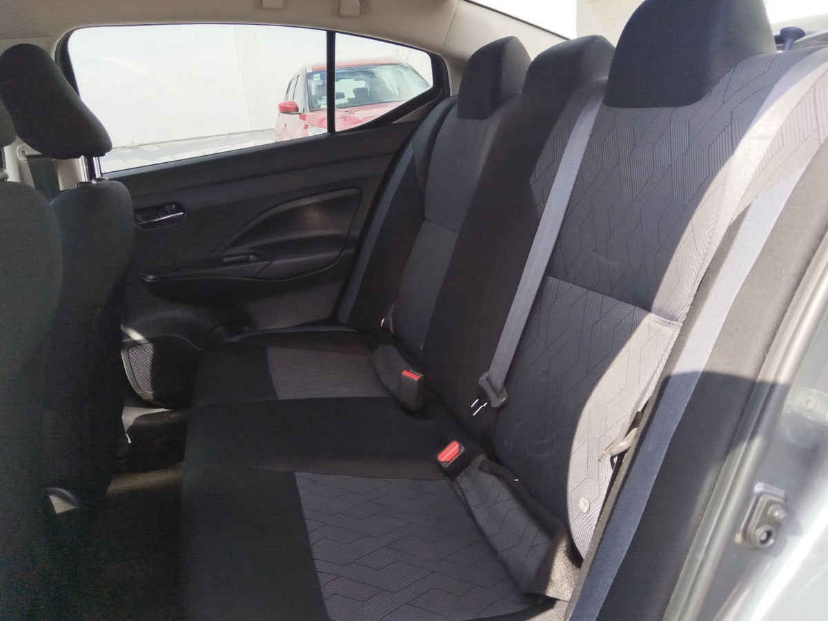 2024 Nissan Versa 4p Advance L4/1.6 Man