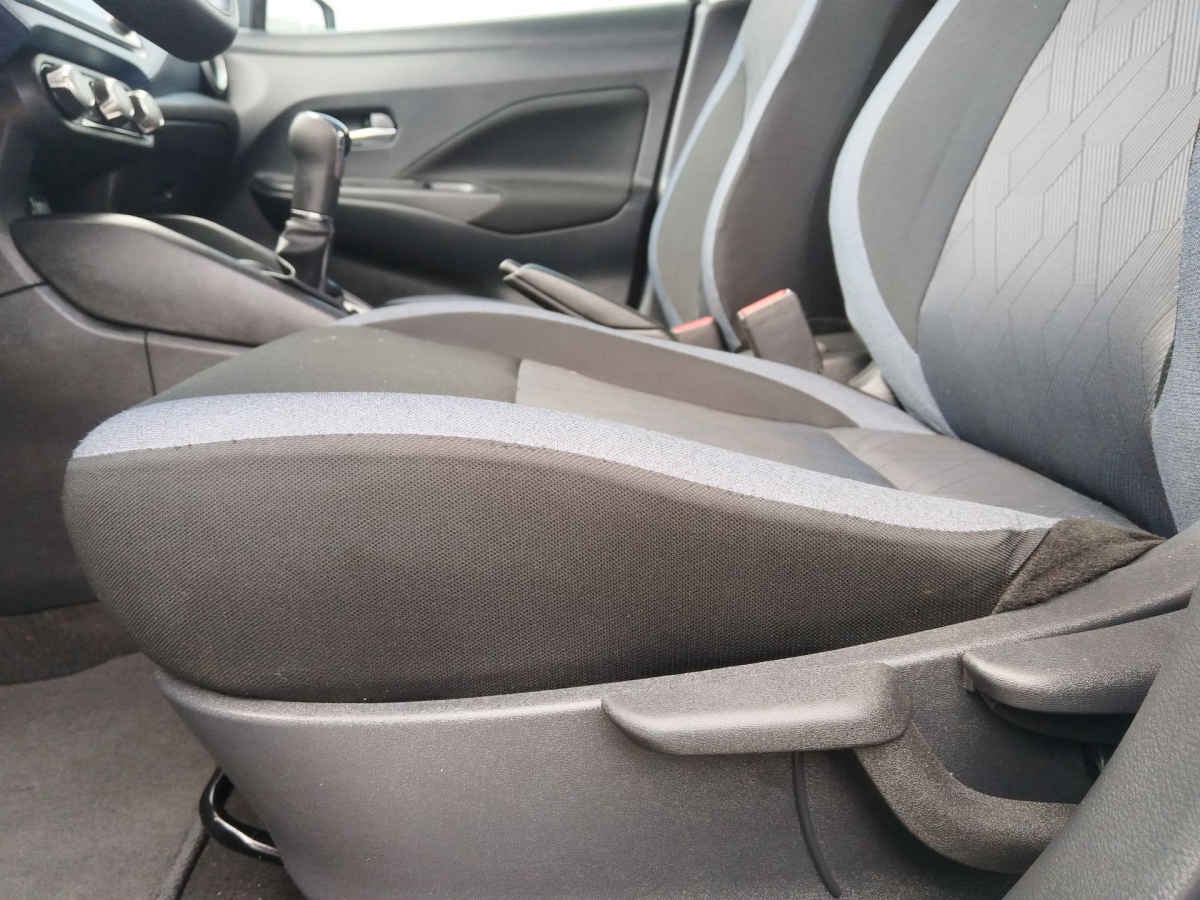 2024 Nissan Versa 4p Advance L4/1.6 Man