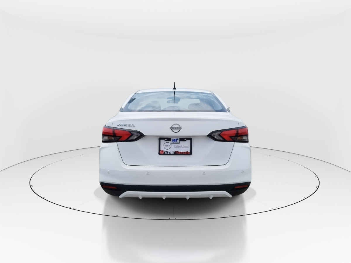 2025 Nissan Versa 4p Sense L4/1.6 Aut