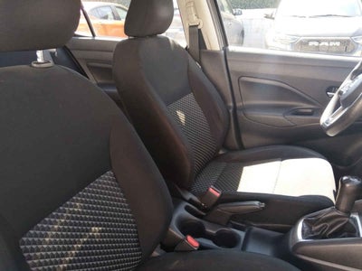 2022 Nissan Versa 4p Sense L4/1.6 Man