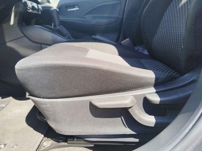 2022 Nissan Versa 4p Sense L4/1.6 Man