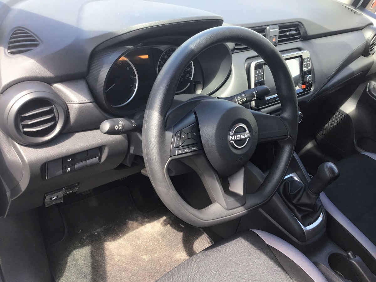 2026 Nissan Versa 4p Sense Base L4/1.6 Man