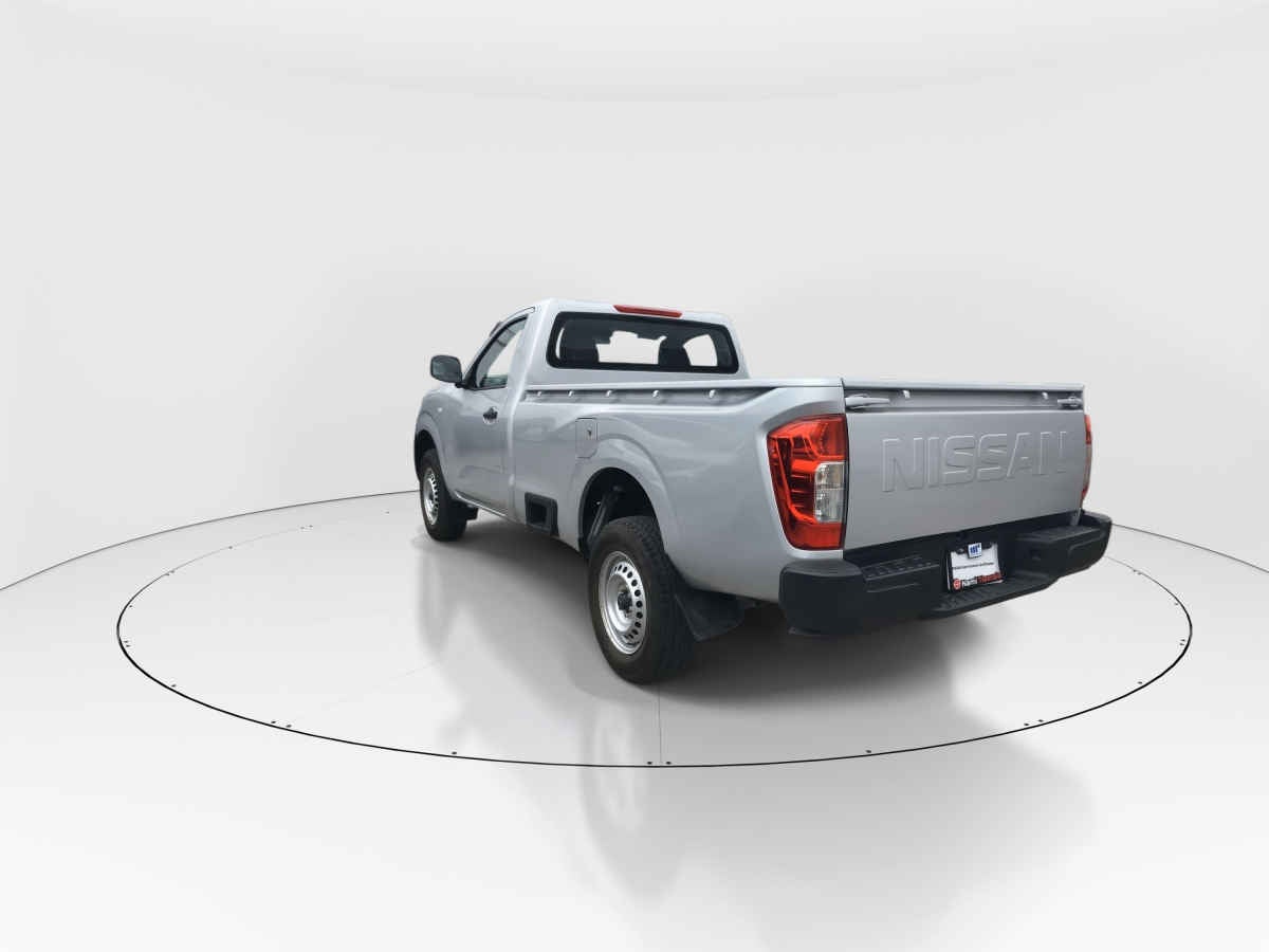 2026 Nissan Pick Up NP300 2p L4/2.5 Man A/A