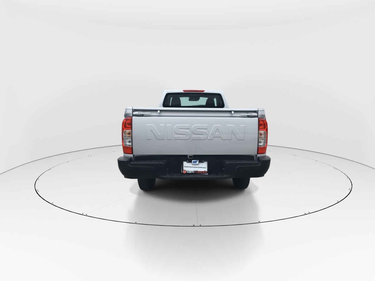 2026 Nissan Pick Up NP300 2p L4/2.5 Man A/A
