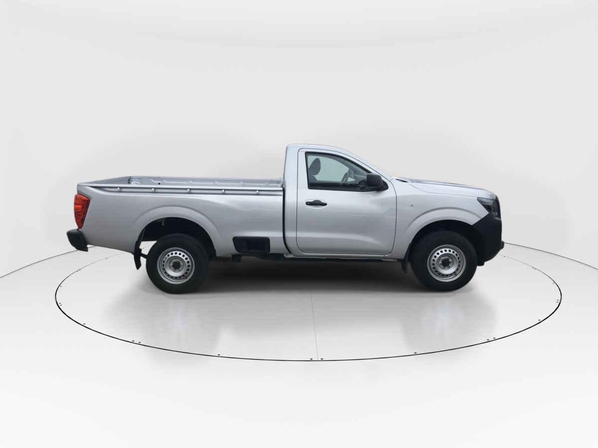 2026 Nissan Pick Up NP300 2p L4/2.5 Man A/A