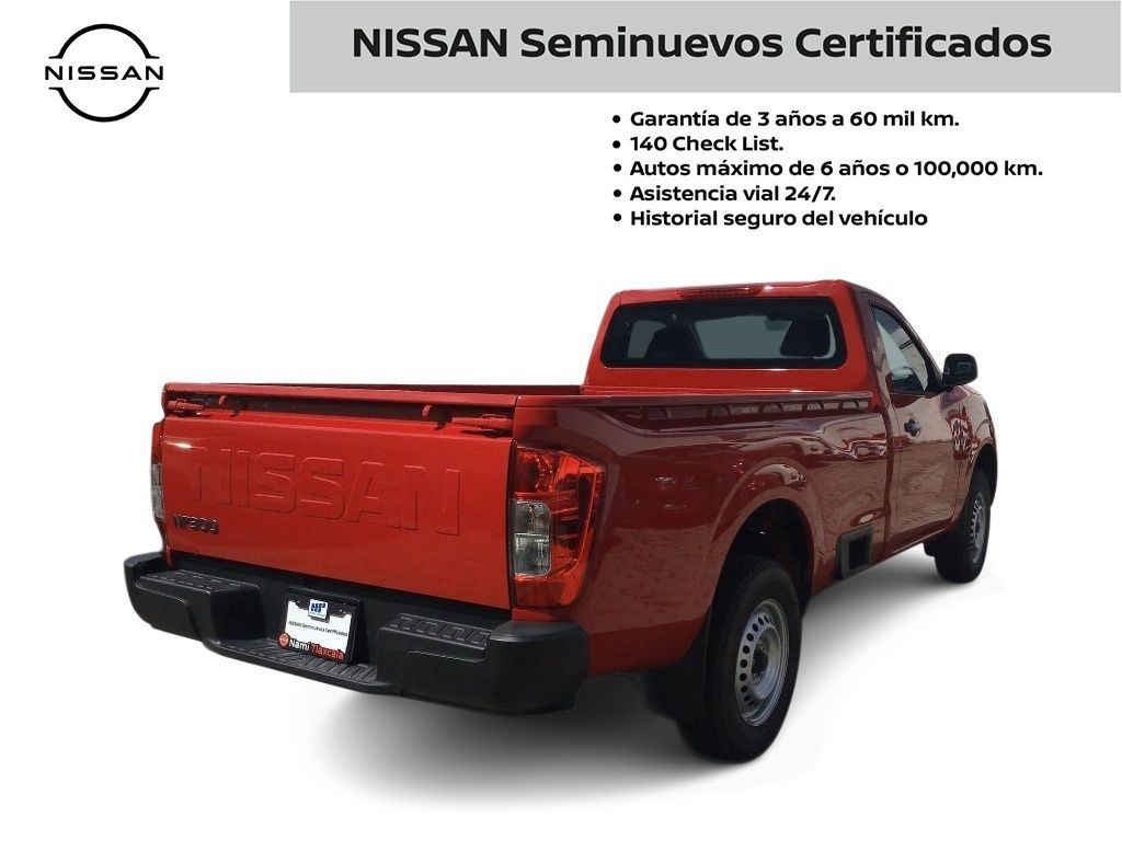 2025 Nissan Pick Up NP300 2p L4/2.5 Man A/A