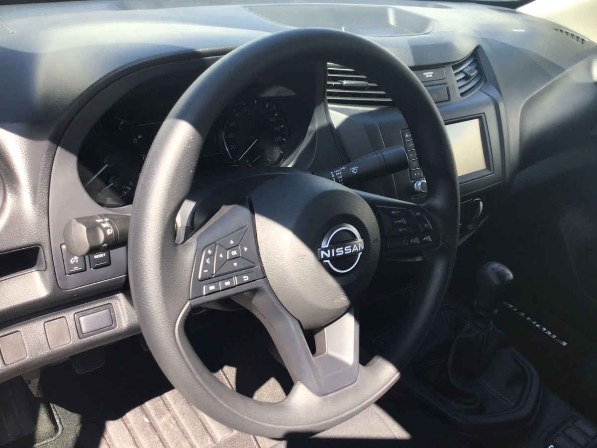 2026 Nissan Frontier 4p SE L4/2.5 Man