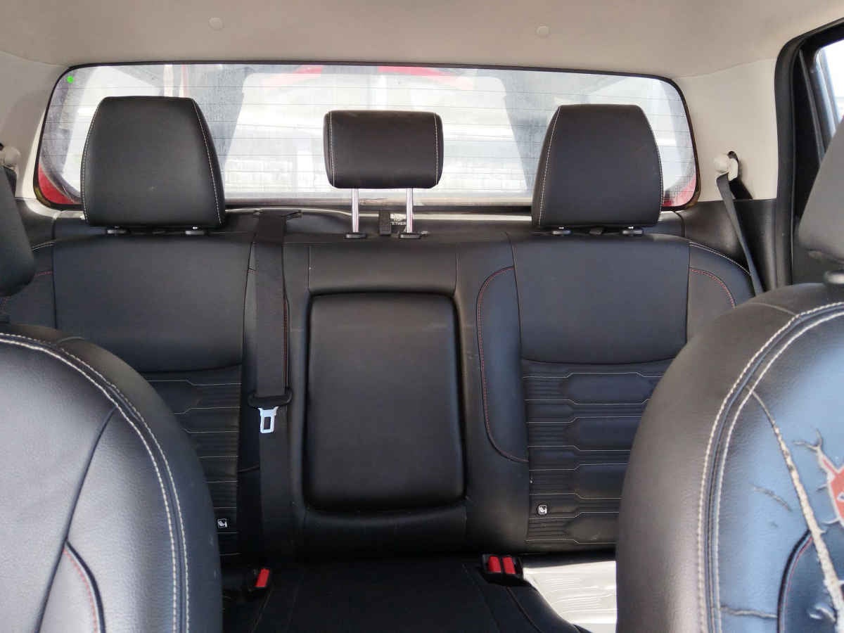 2024 Nissan Frontier 4p Pro-4X L4/2.5 Aut 4x4