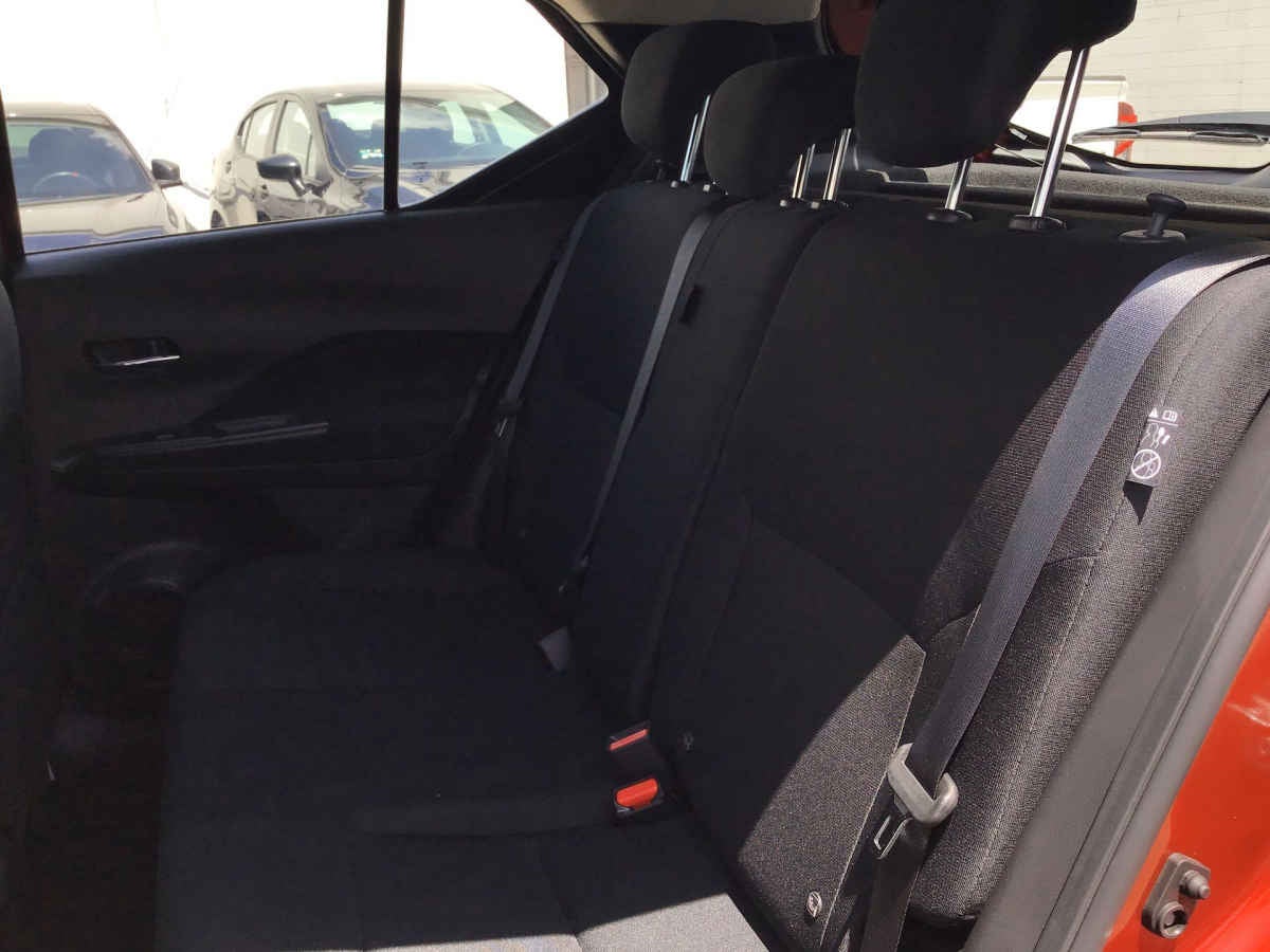 2025 Nissan Kicks 5p Play Advance L4/1.6 Man