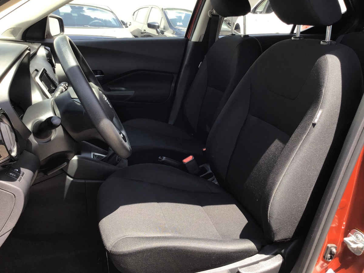 2025 Nissan Kicks 5p Play Advance L4/1.6 Man