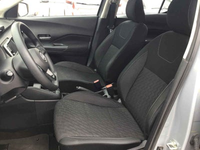 2025 Nissan Kicks 5p Play Advance L4/1.6 Aut