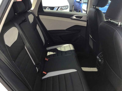2025 Volkswagen Taos 5p Highline L4/1.4/T Aut