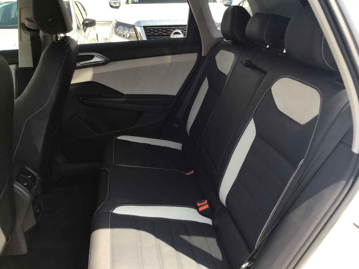 2025 Volkswagen Taos 5p Highline L4/1.4/T Aut