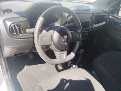 2025 Peugeot Partner Rapid 5p L4/1.4 Man