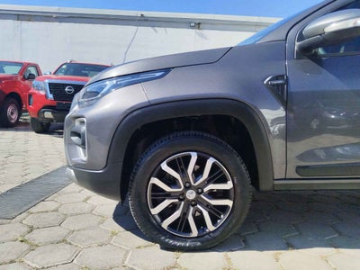 2025 RAM Ram 700 4p Laramie Turbo L4/1.3/T Aut