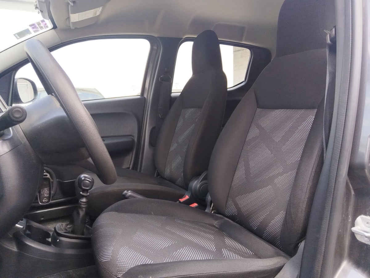 2024 FIAT Mobi 5p Like L4/1.0 Man