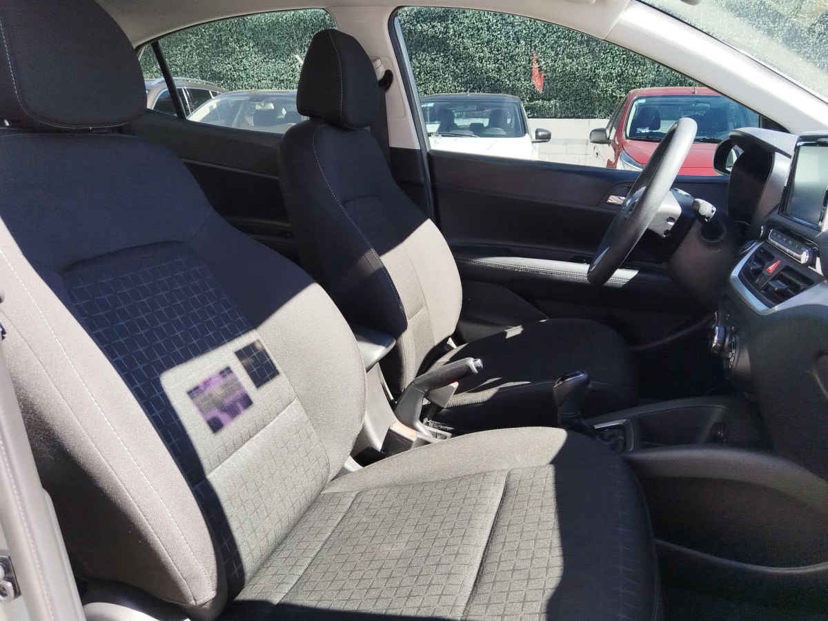 2025 Hyundai HB20 4p GL Mid L4/1.6 Aut