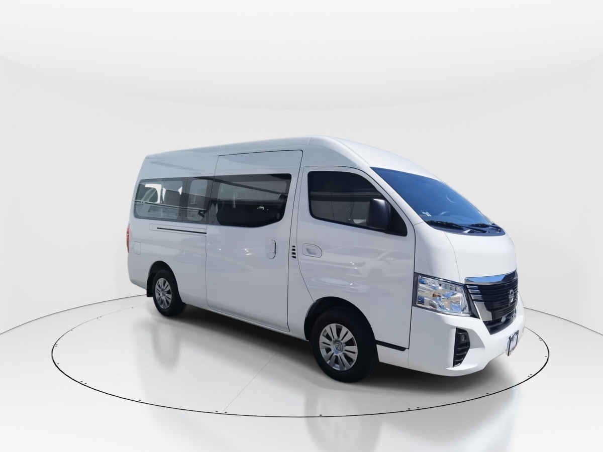 2025 Nissan Urvan 4p Amplia L4/2.5 Man 15/Pas P/Seg