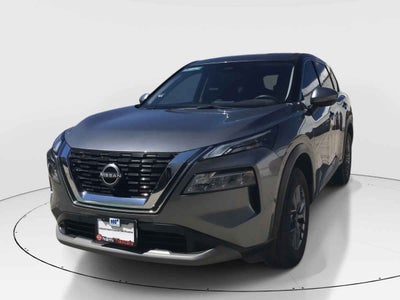 2025 Nissan X-Trail 5p Advance 2 Row L4/2.5 Aut