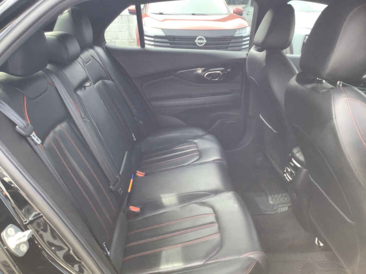 2025 Dodge Attitude 4p Sport L4/1.5 Aut