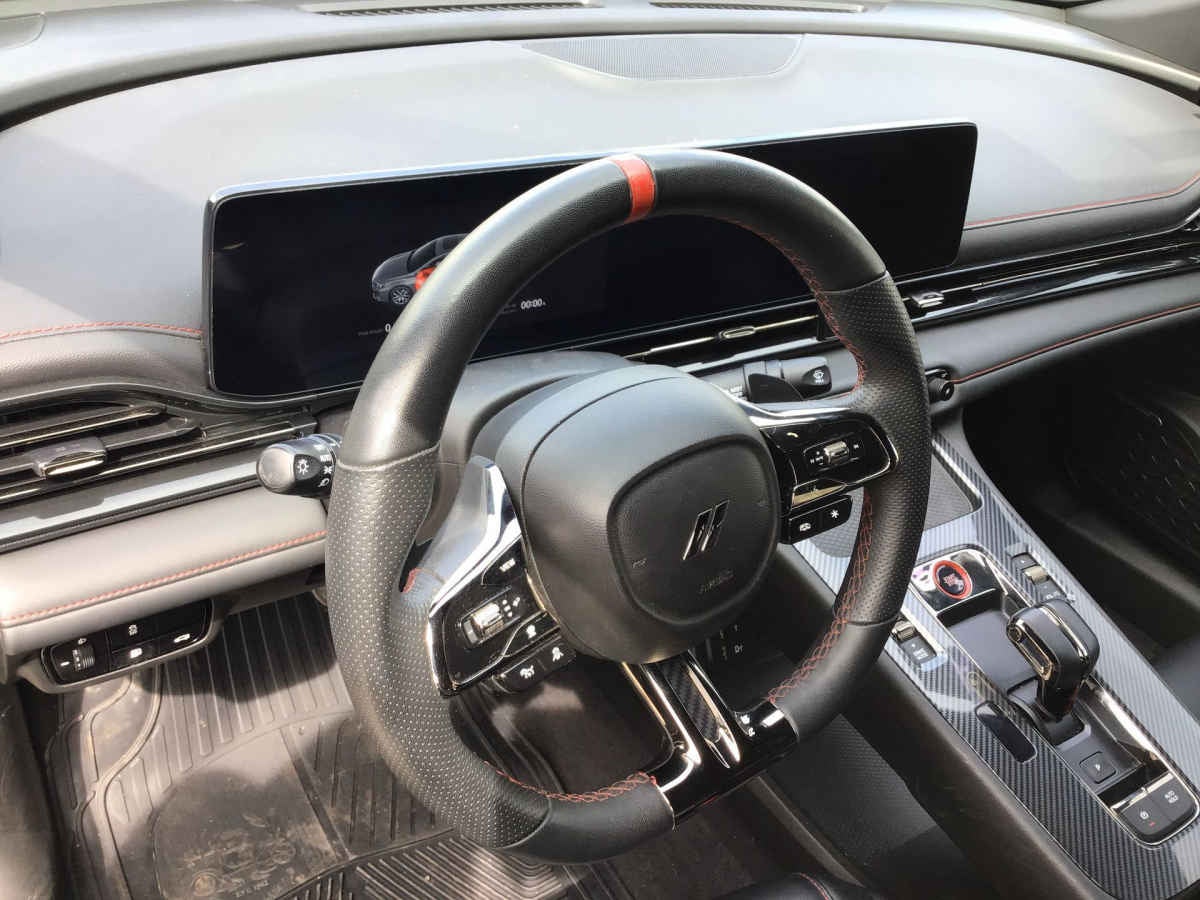 2025 Dodge Attitude 4p Sport L4/1.5 Aut