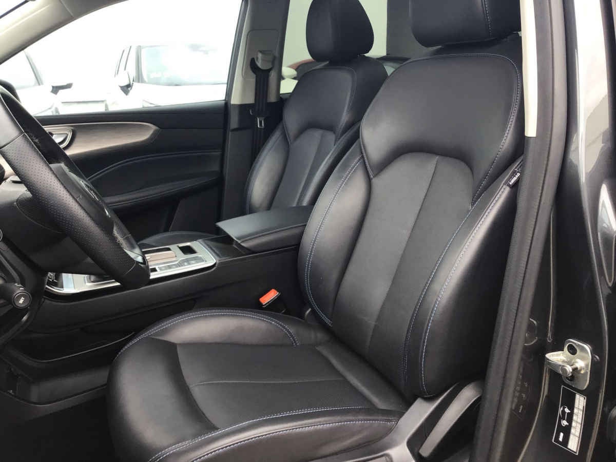 2024 MG RX5 5p Excite L4/1.5/T Aut