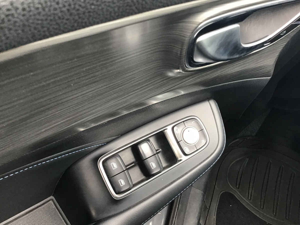 2024 MG RX5 5p Excite L4/1.5/T Aut