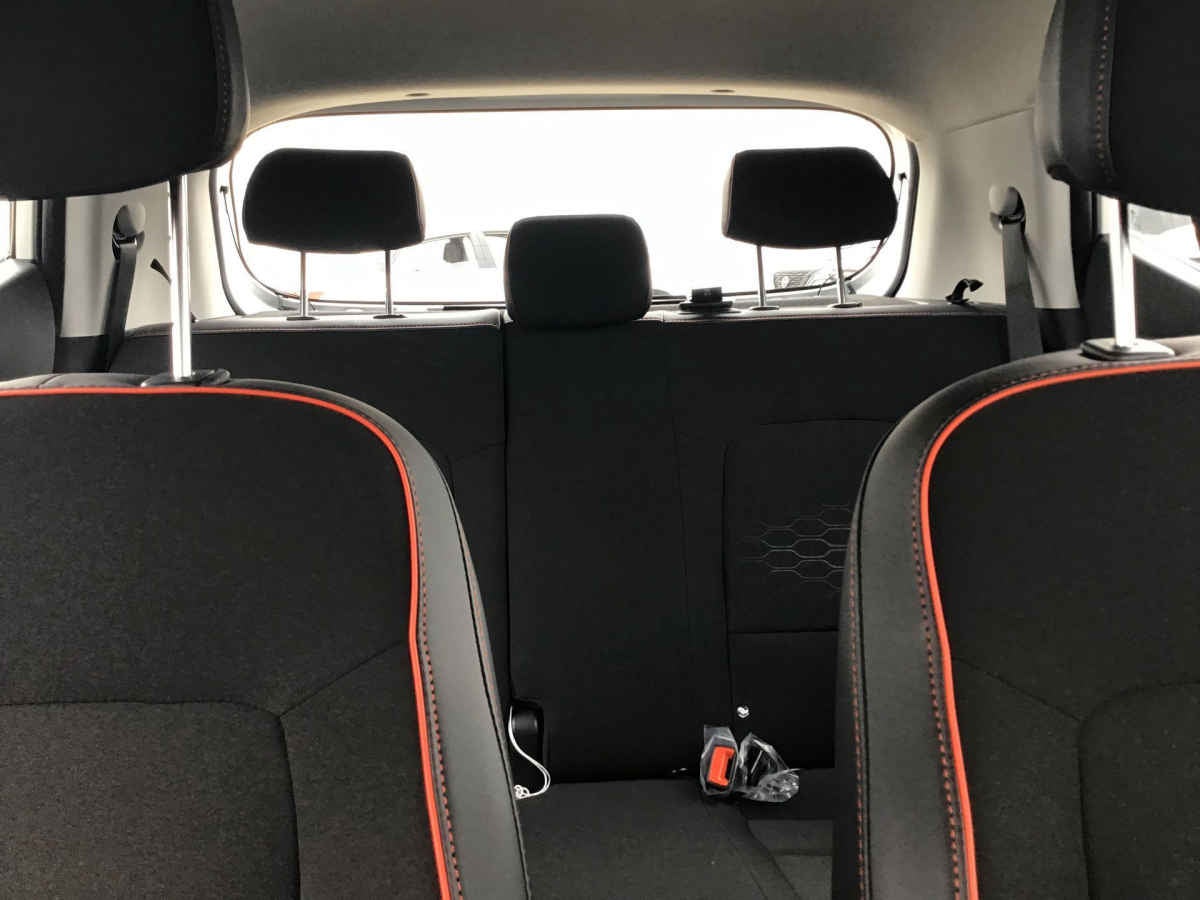 2026 Hyundai Grand i10 4p GL L4/1.2 Man