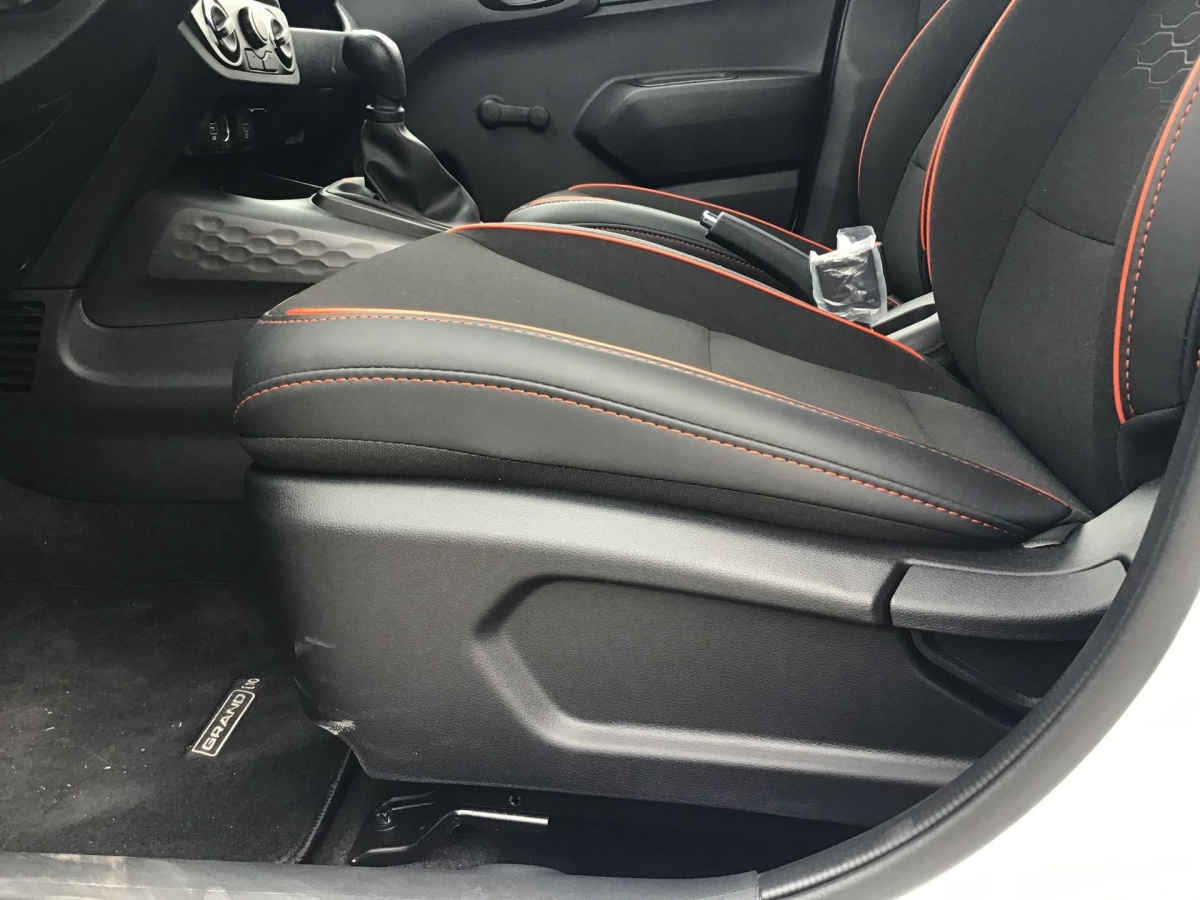 2026 Hyundai Grand i10 4p GL L4/1.2 Man