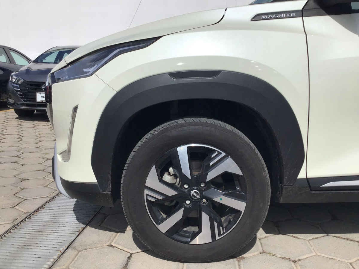 2025 Nissan Magnite 5p Advance L3/1.0/T Man