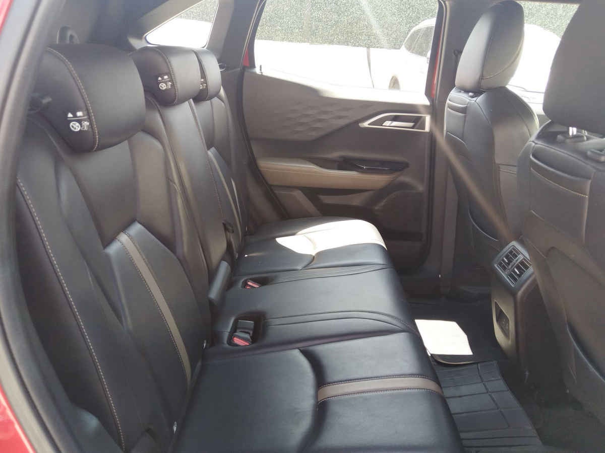 2025 Mitsubishi Outlander 5p SE Plus PHEV L4/2.4 Aut