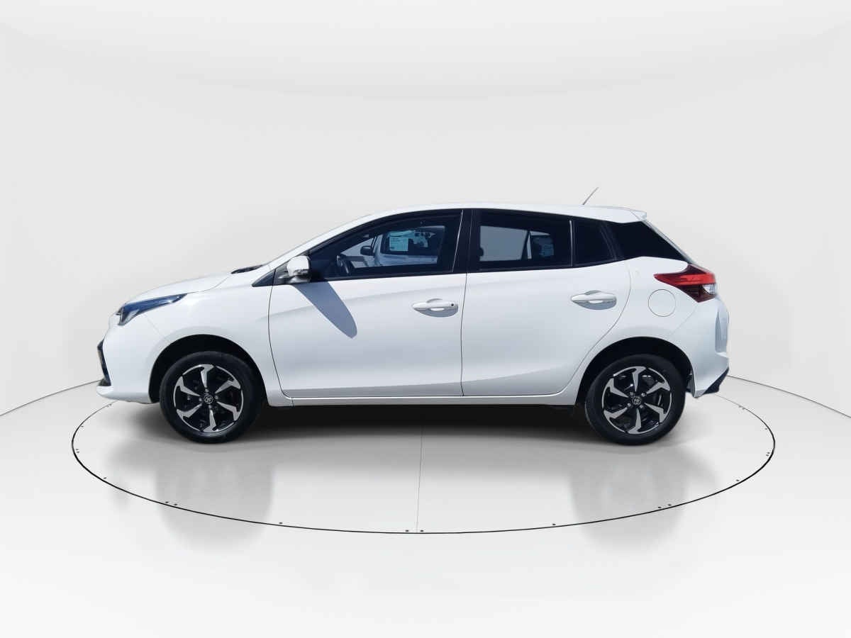 2024 Toyota Yaris 5p Hatchback S L4/1.5 Aut