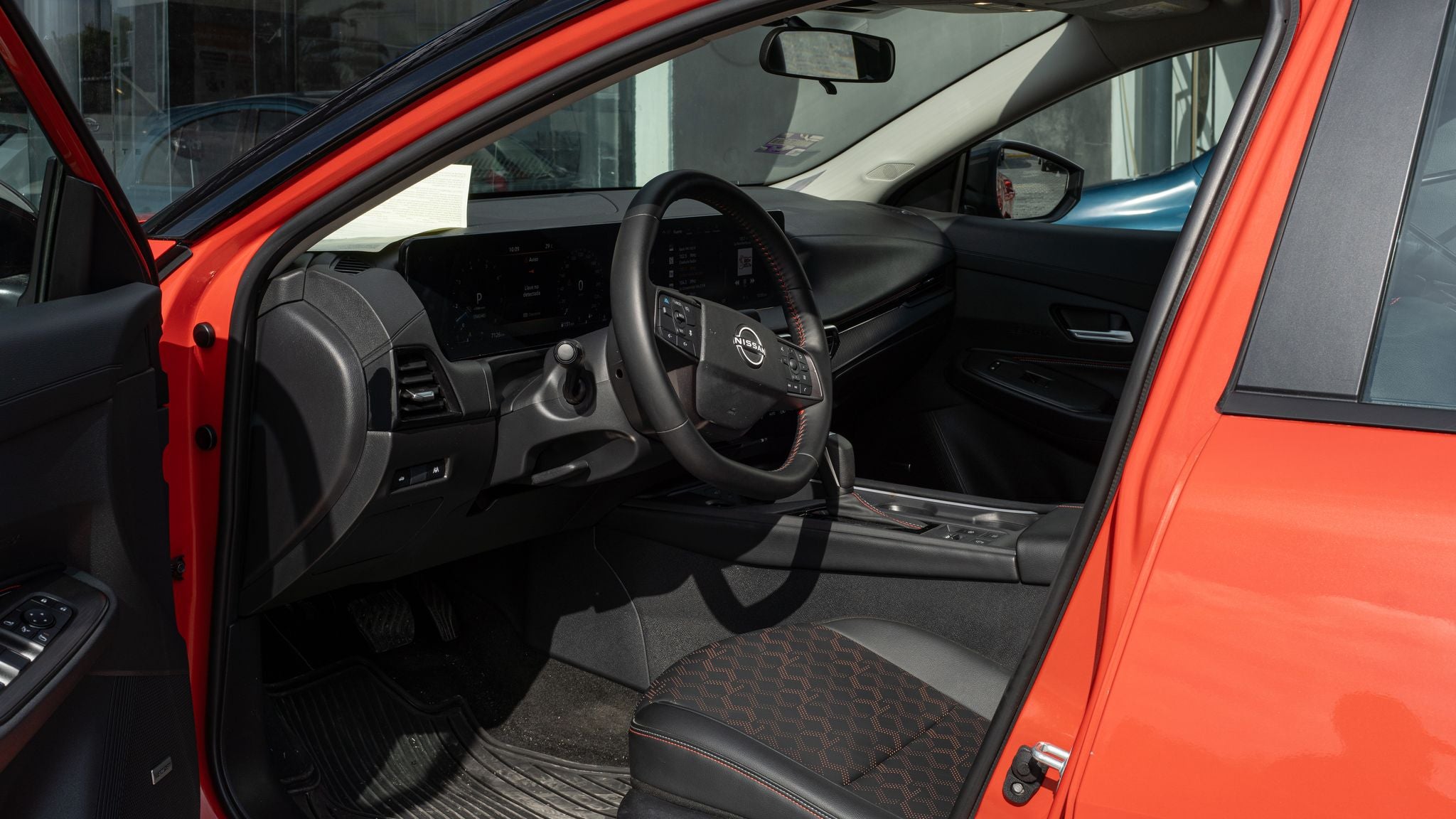 2026 Nissan Sentra 2.0 SR Platinum At