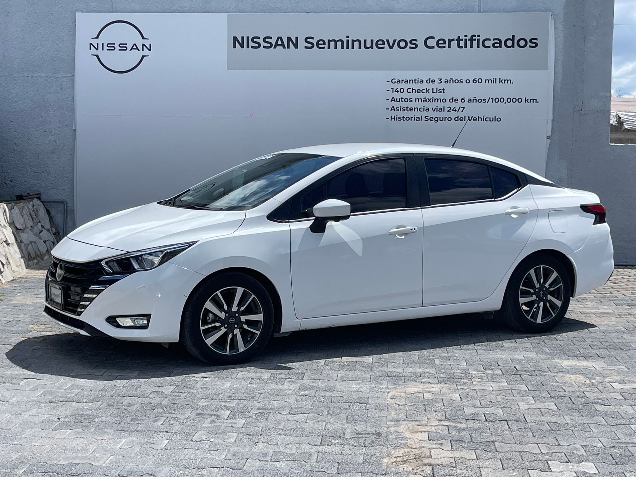 2024 Nissan Versa 1.6 Advance At