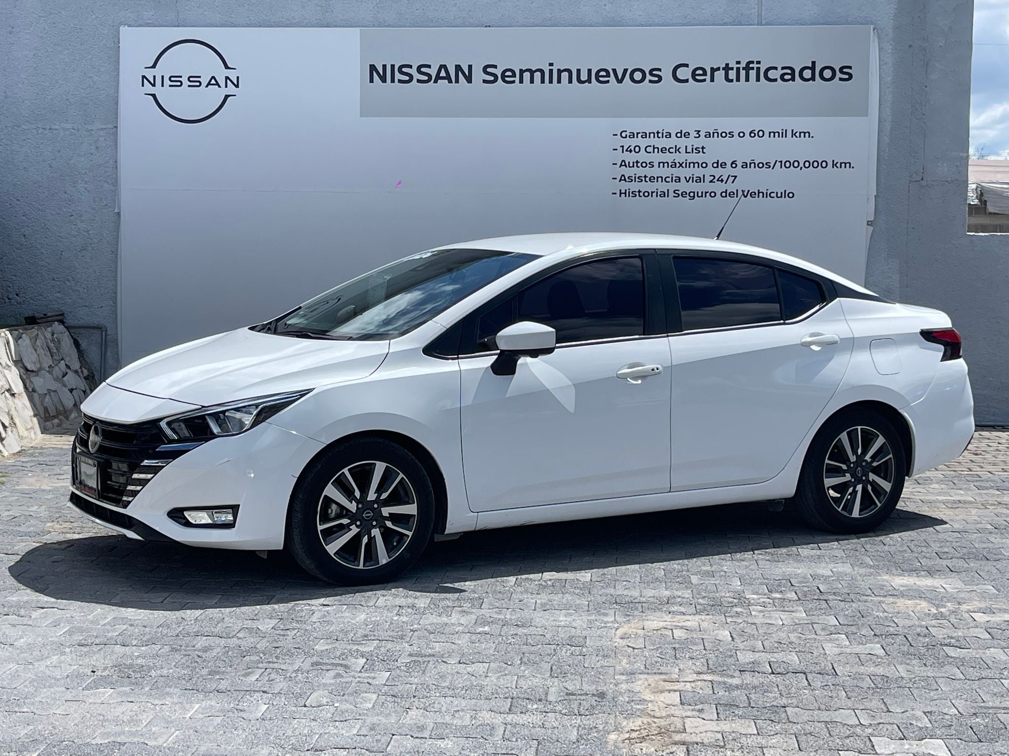 2024 Nissan Versa 1.6 Advance At