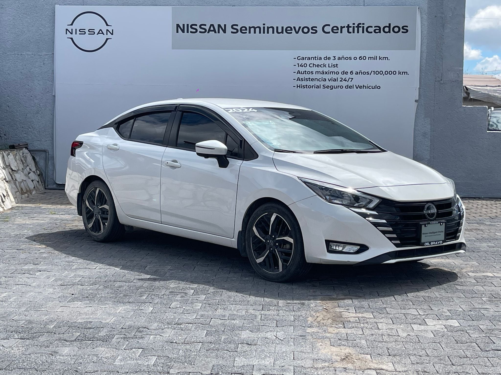 2024 Nissan Versa 1.6 Exclusive At