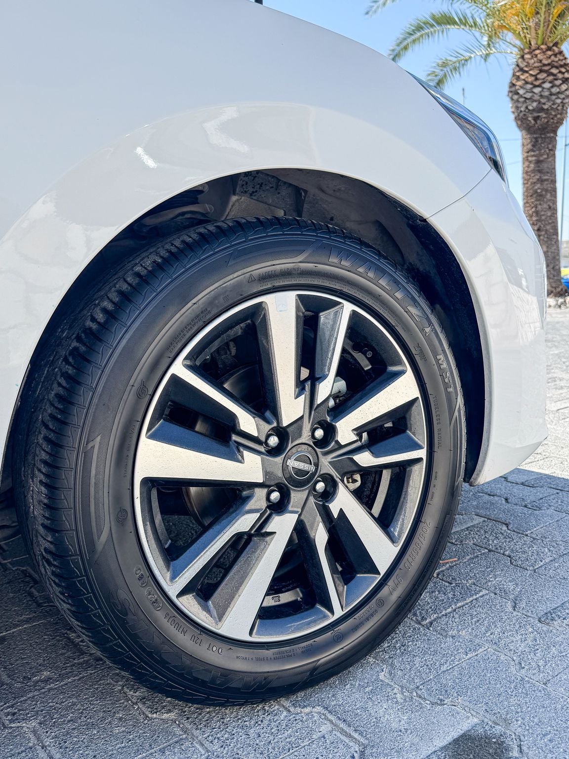 2025 Nissan Versa 1.6 Advance At