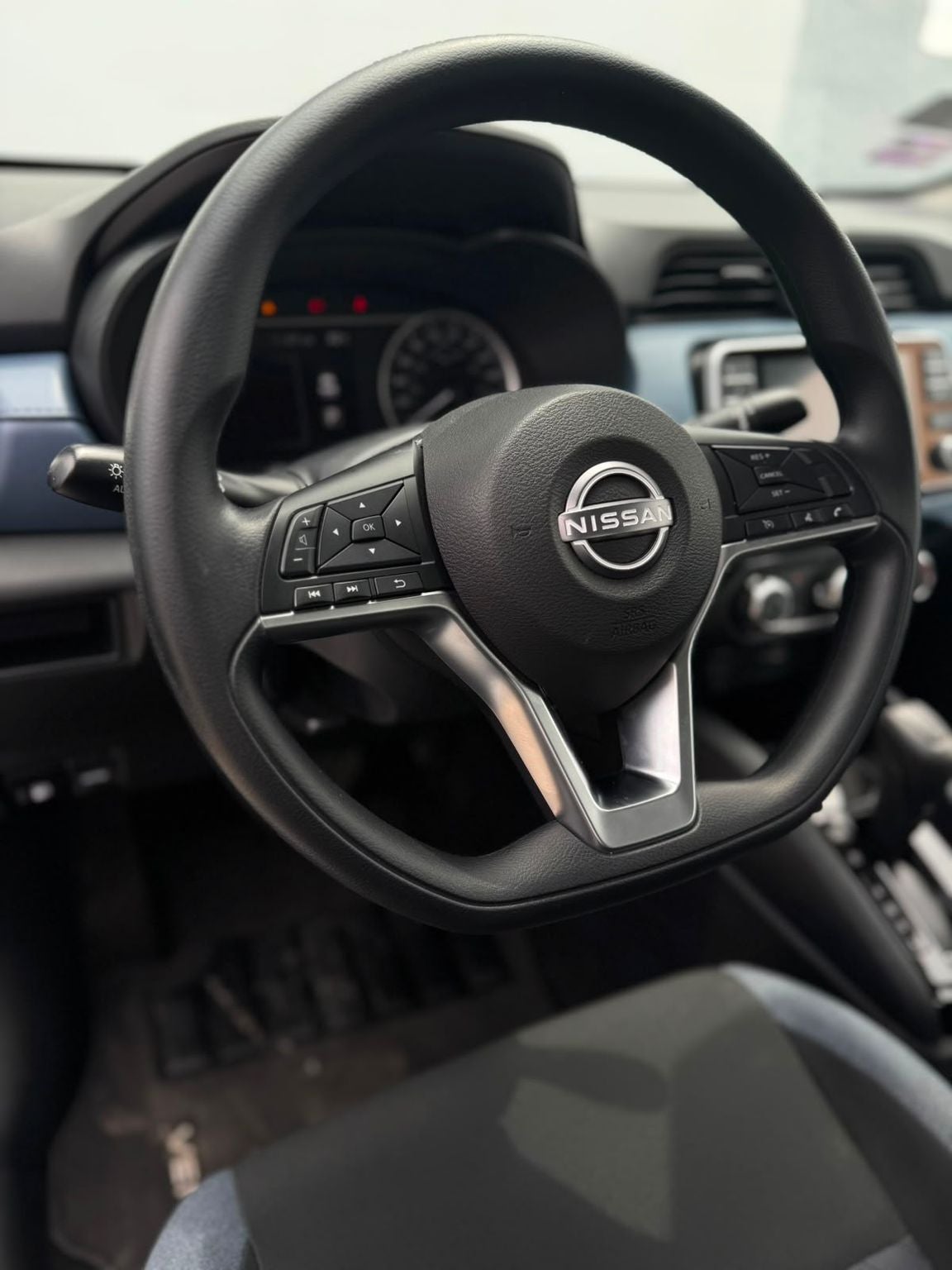 2025 Nissan Versa 1.6 Advance At